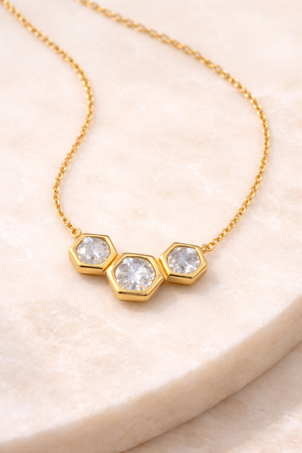 Sterling silver with gold, 9x16mm honeycomb necklace with cubic zirconia, 16″ + 2″ extension